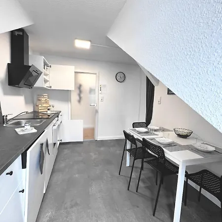 Vaz Rs03 Fuer Monteure, Wlan, Tv, Kueche, Parking, Autobahnaehe Apartmán
